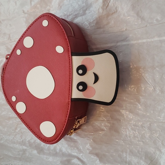 Backstitch Bruja Willow Mushroom Bag (Red). NEW. Convertible purse/backpack. - Picture 4 of 8